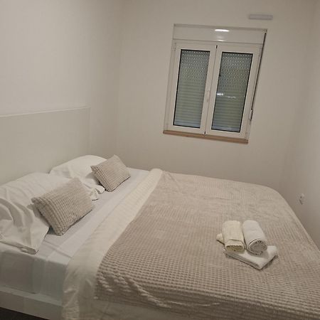 Expo Airport Otel Surčin エクステリア 写真